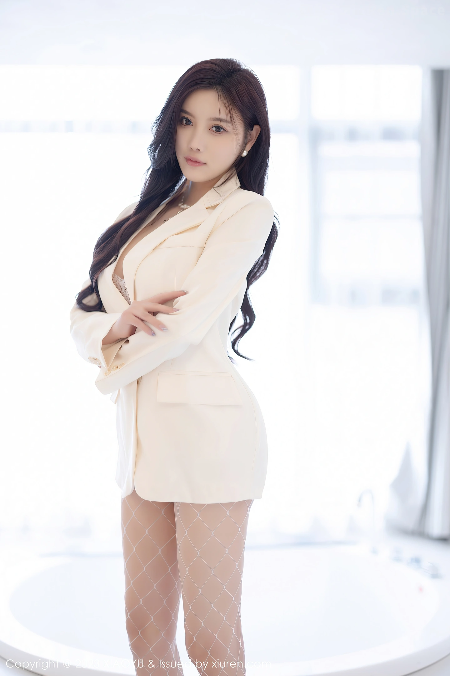 图片[4]-[XiaoYu画语界]Vol.1031 女神杨晨晨白色轻透蕾丝服饰+珍珠情趣内衣秀惹火身材诱惑写真91P-秀人网官方网站